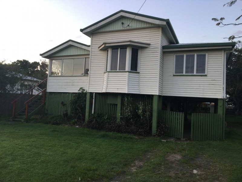 4 Pratt Street, South Mackay QLD 4740