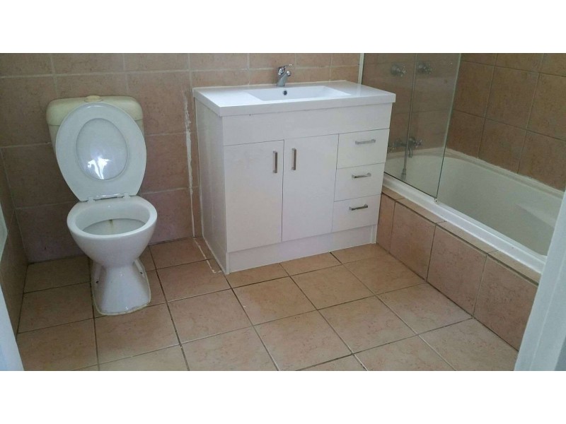 4 Pratt Street, South Mackay QLD 4740