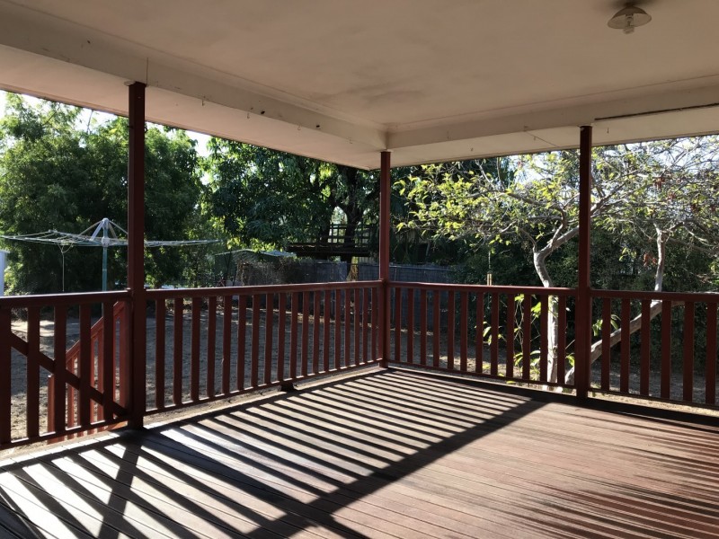 11 Watkins Street, Moranbah QLD 4744