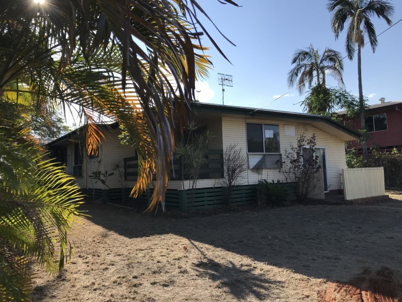 11 Watkins Street, Moranbah QLD 4744