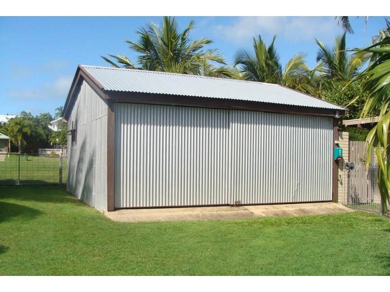 12 Denman Ave, Shoal Point QLD 4750
