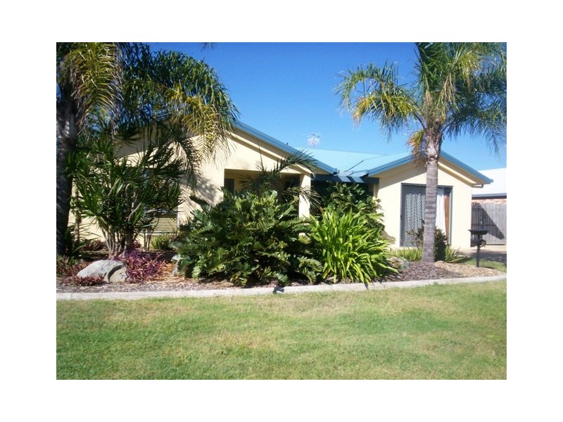 19 Marine Parade, Bucasia QLD 4750
