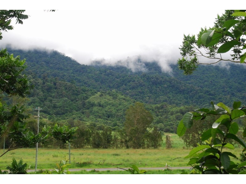 498 Gorge Road, Finch Hatton QLD 4756