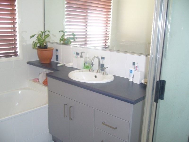 16 Macpherson Street, Moranbah QLD 4744