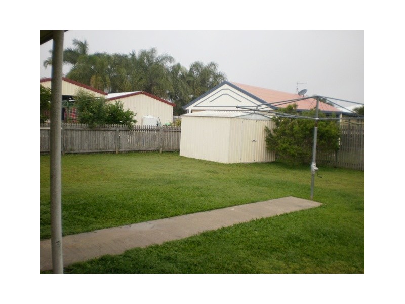 19 Cassia Street, Beaconsfield QLD 4740