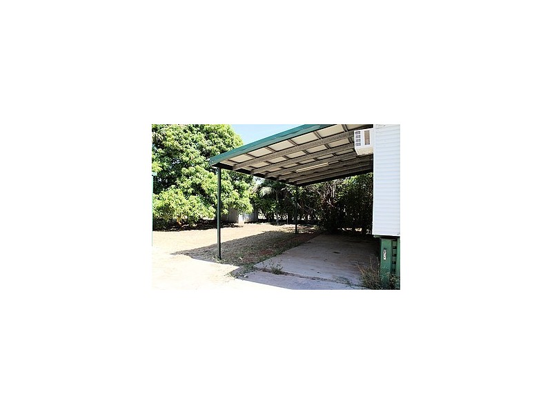 7 Mackay Street, Moranbah QLD 4744