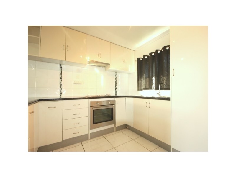 4/28 Canberra Street, North Mackay QLD 4740