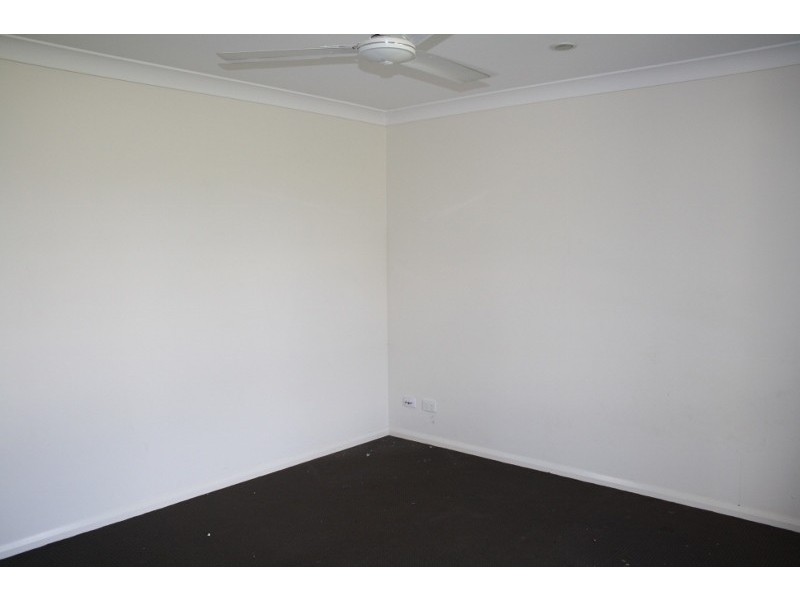 38 Naumann Street, Moranbah QLD 4744