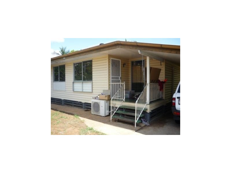 39 Archer Drive, Moranbah QLD 4744