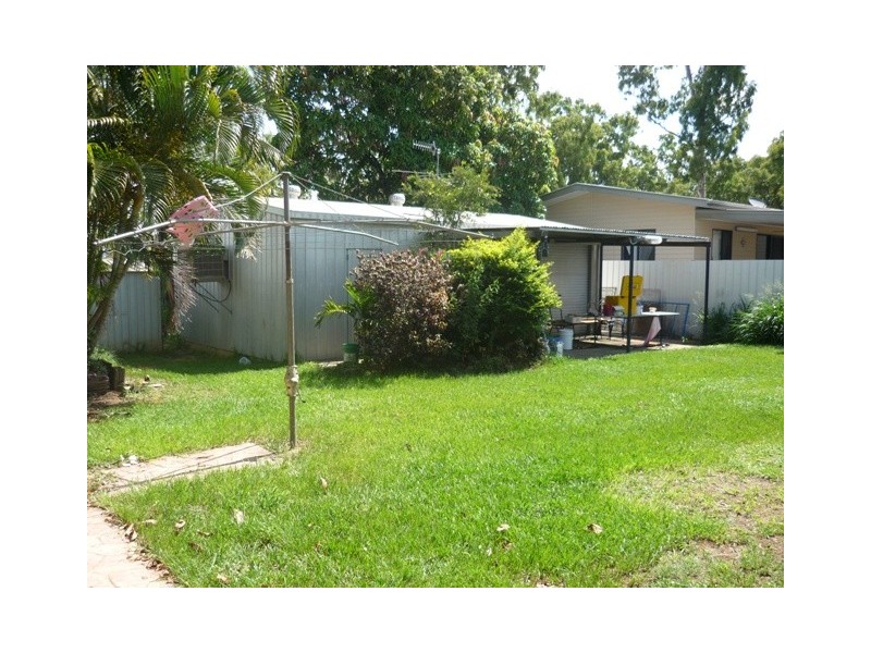 39 Archer Drive, Moranbah QLD 4744