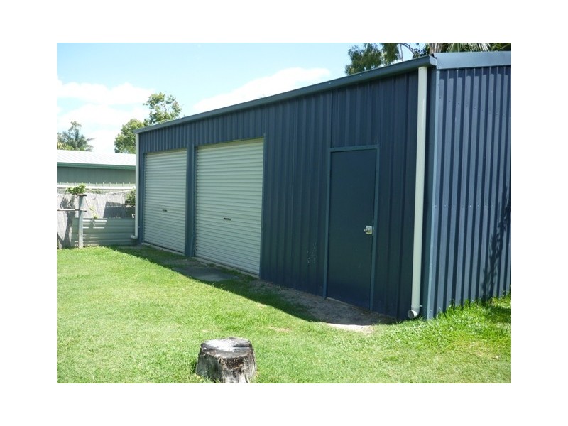 25 Hannah Crescent, Dysart QLD 4745