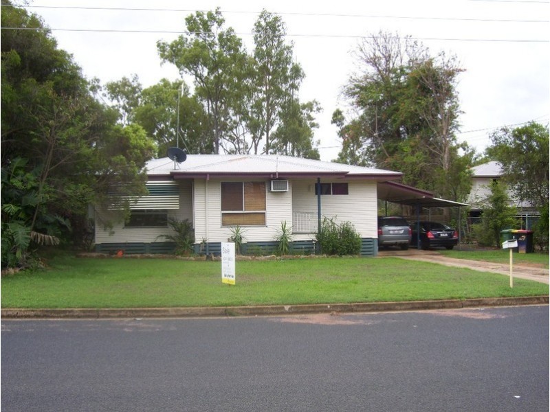 33 Forrest Drive, Moranbah QLD 4744