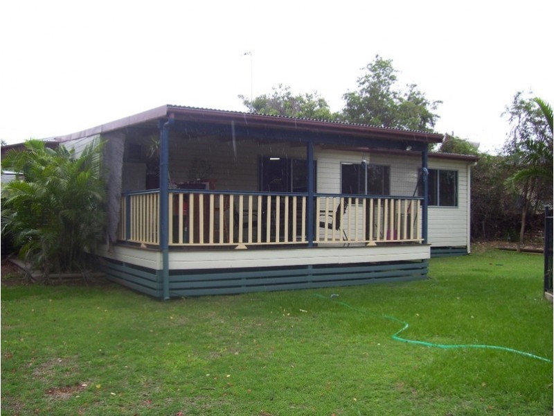 33 Forrest Drive, Moranbah QLD 4744