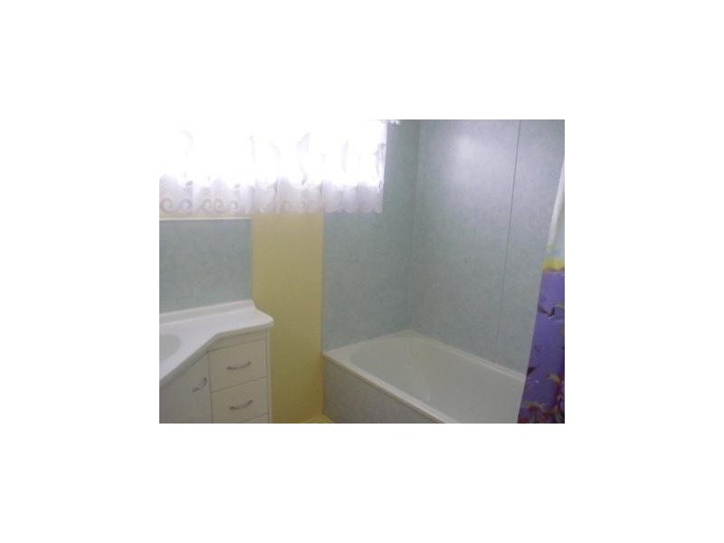 19 Flight Drive, Moranbah QLD 4744