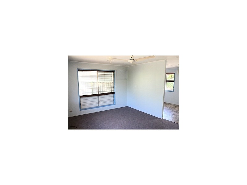149 Mills Avenue, Moranbah QLD 4744