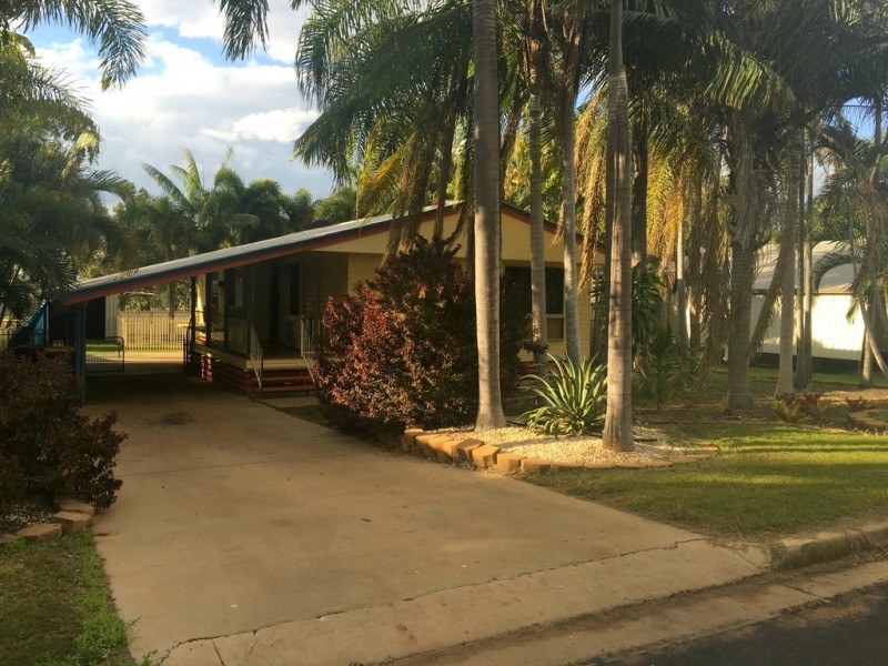 30 Kennedy Drive, Moranbah QLD 4744