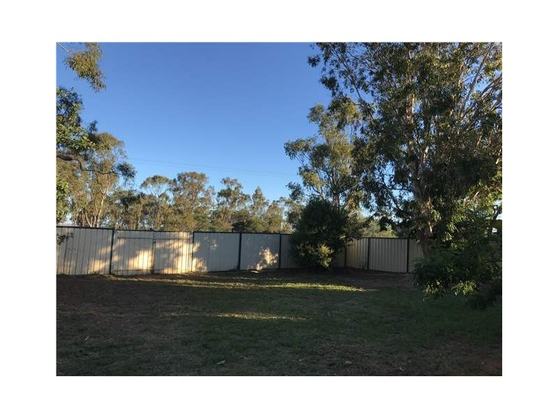 28 Jackson Avenue, Moranbah QLD 4744