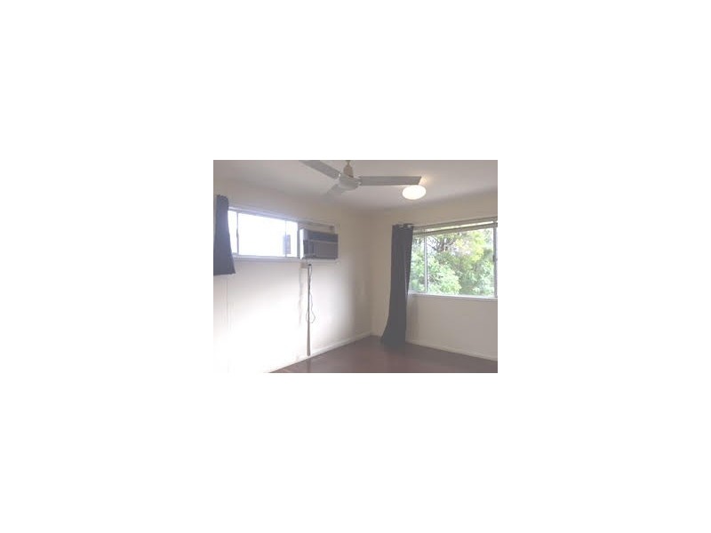 9 Renier Crescent, Moranbah QLD 4744