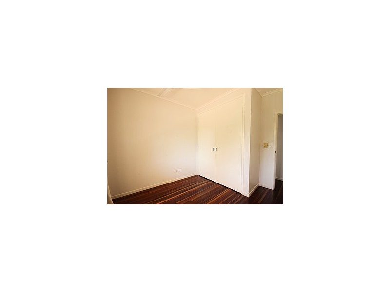 11 Rosewall Street, Moranbah QLD 4744