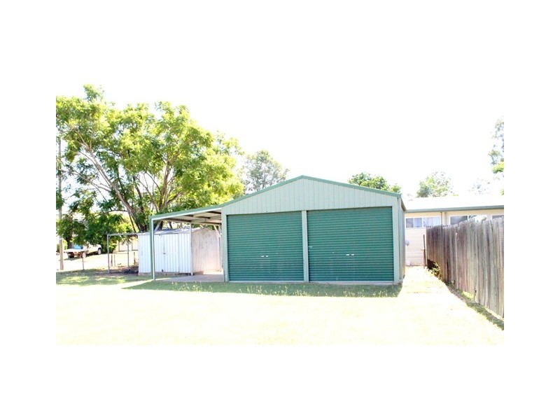 20 Bradman Street, Moranbah QLD 4744