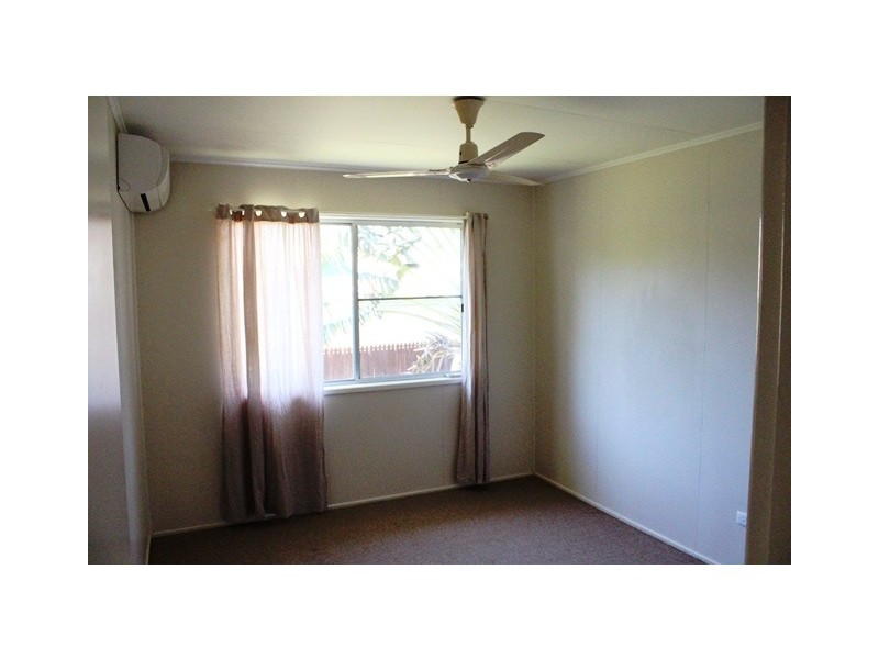 20 Bradman Street, Moranbah QLD 4744