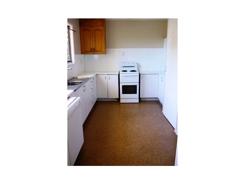 4 Flohr Drive, Moranbah QLD 4744