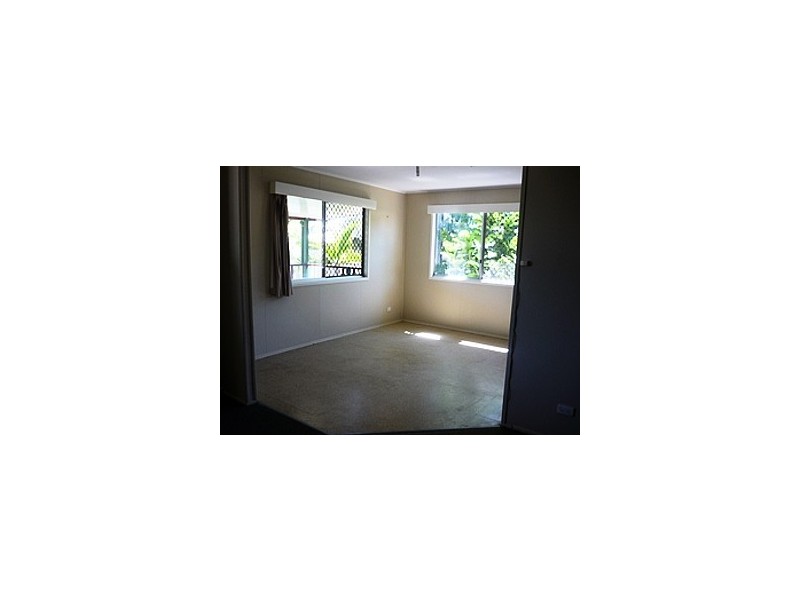 4 Flohr Drive, Moranbah QLD 4744