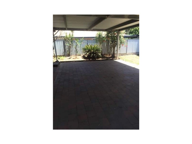 4 Flohr Drive, Moranbah QLD 4744