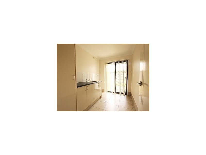 30 Naumann Street, Moranbah QLD 4744