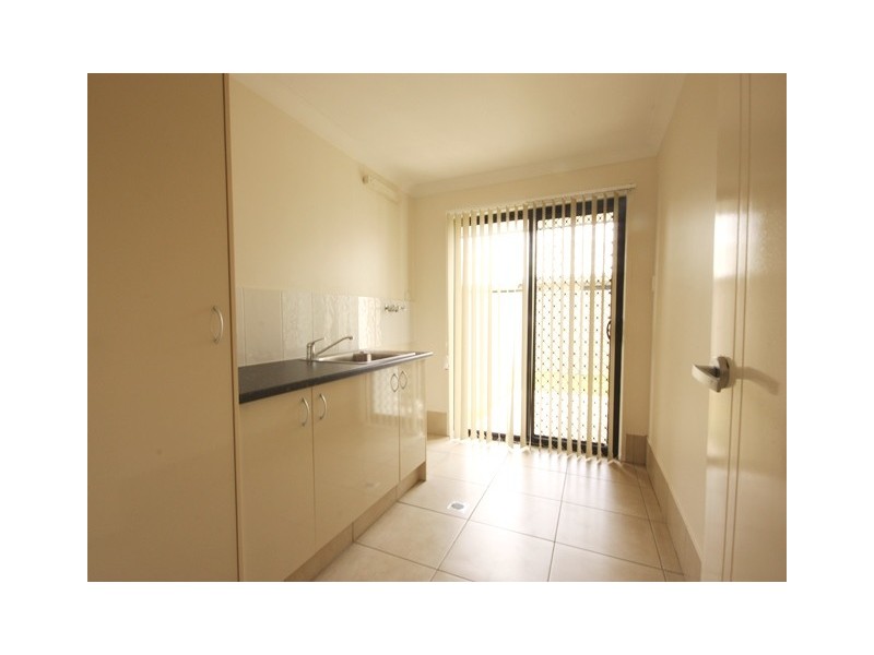 30 Naumann Street, Moranbah QLD 4744