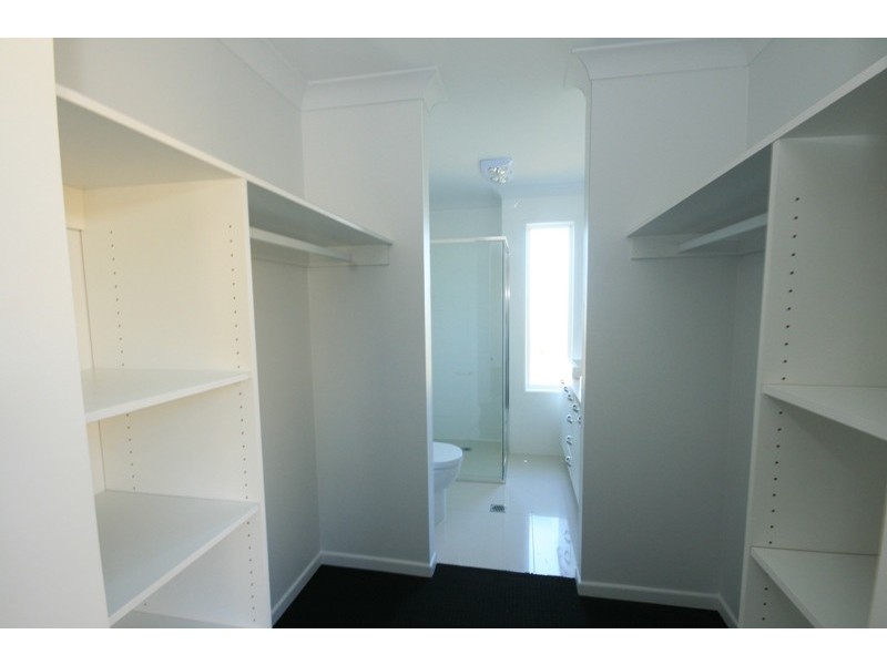 49 Village Circuit, Eimeo QLD 4740