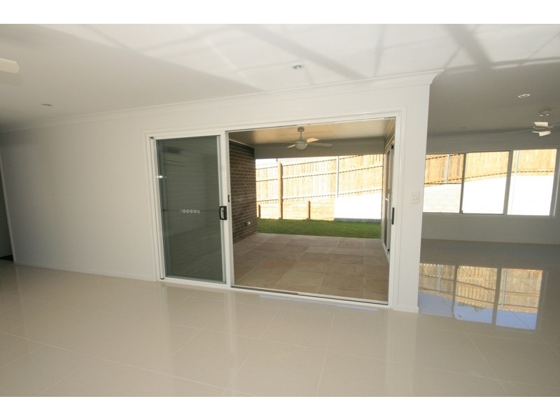 49 Village Circuit, Eimeo QLD 4740