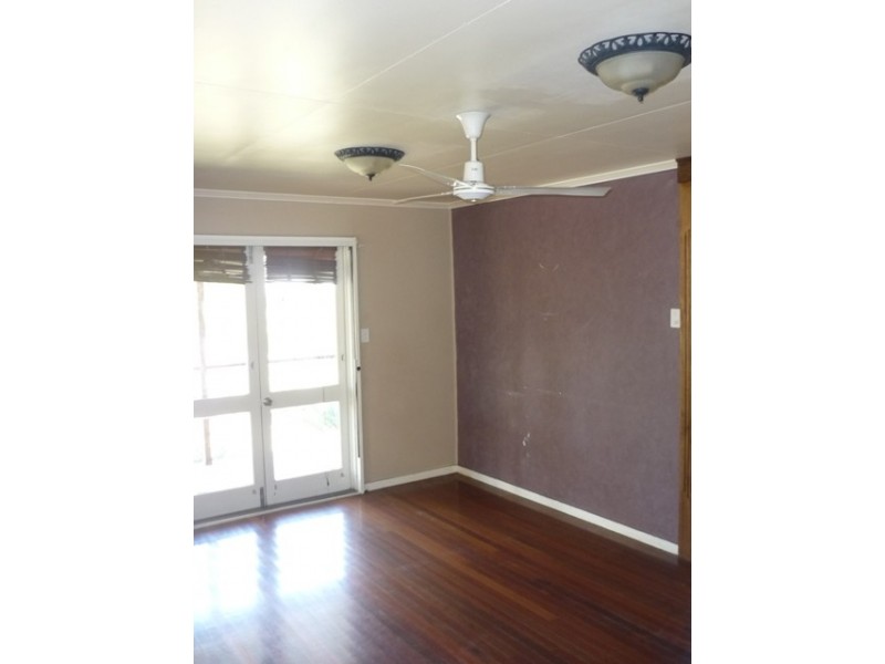 2 Burke Drive, Moranbah QLD 4744