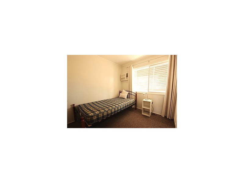 32 Archer Drive, Moranbah QLD 4744