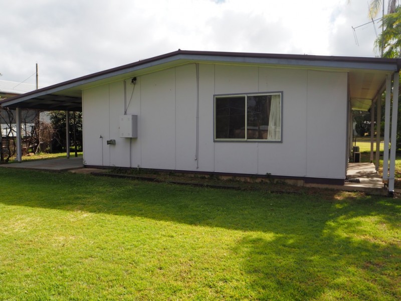 13 Patterson, Dysart QLD 4745