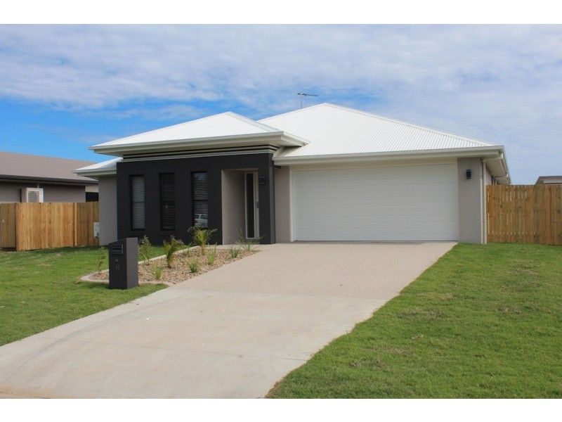 60 McGrath Street, Ooralea QLD 4740