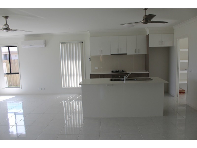 60 McGrath Street, Ooralea QLD 4740