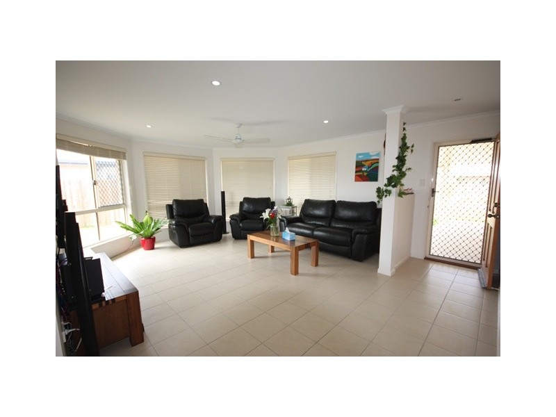18 Oysterlee Street, Beaconsfield QLD 4740