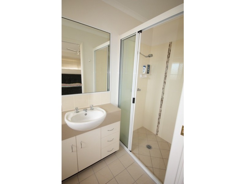 18 Oysterlee Street, Beaconsfield QLD 4740