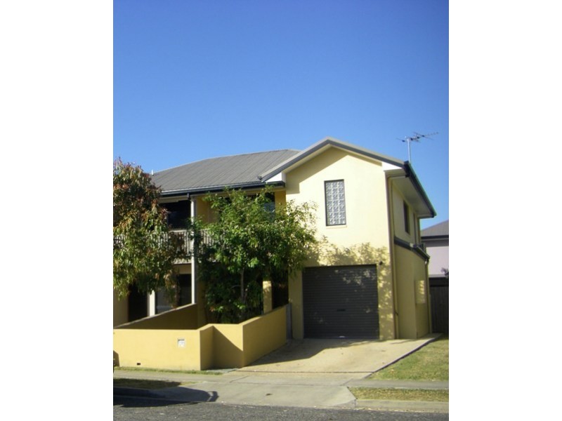 2/15 Boddington Street, Mackay QLD 4740