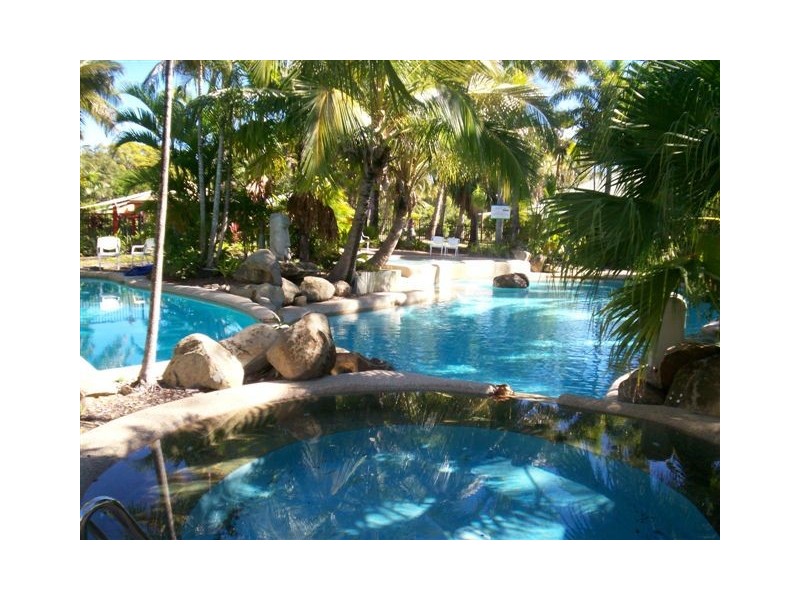 Unit 33 KOHUNA SANDS RESORT, Bucasia QLD 4750
