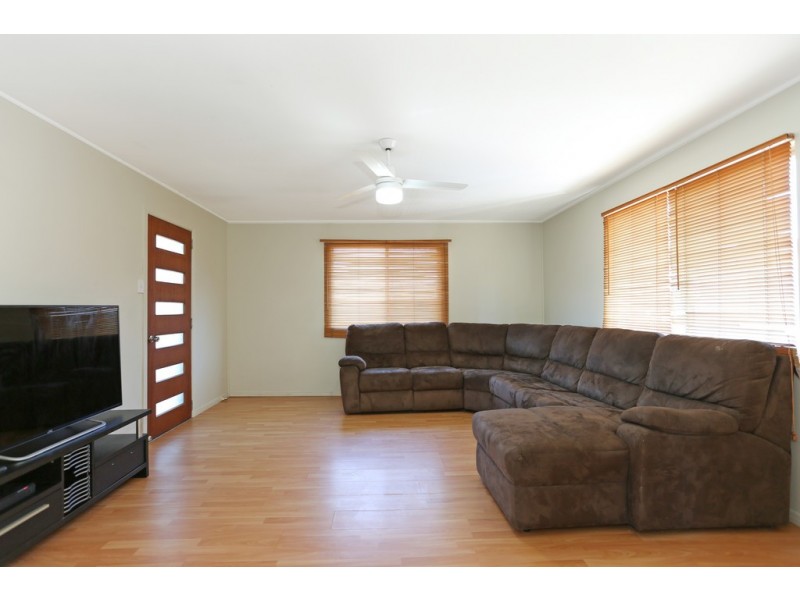 11 Wilson Crt, Eimeo QLD 4740