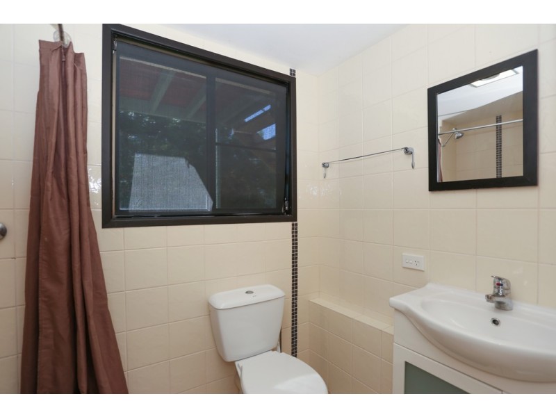 11 Wilson Crt, Eimeo QLD 4740