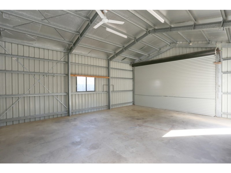 11 Wilson Crt, Eimeo QLD 4740