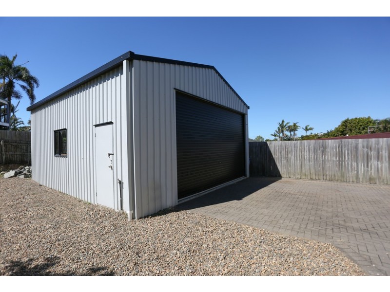 11 Wilson Crt, Eimeo QLD 4740