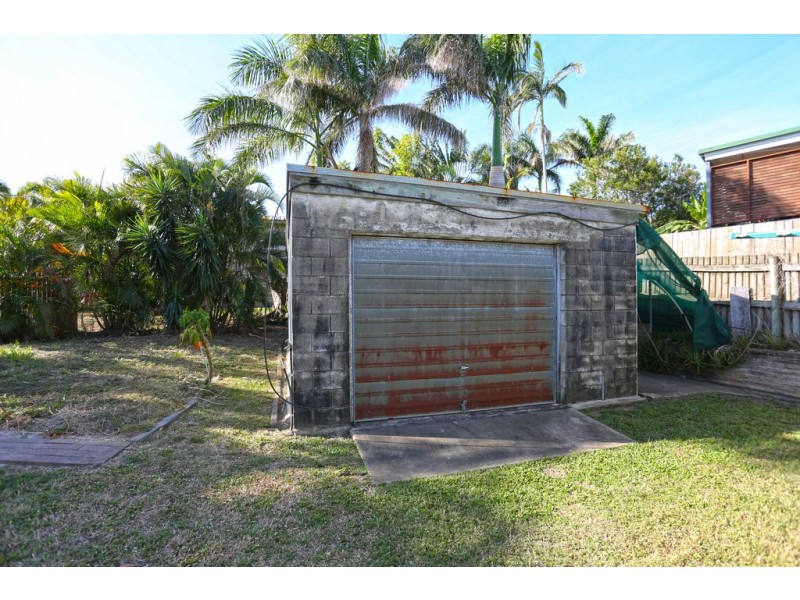 11 Wilson Crt, Eimeo QLD 4740