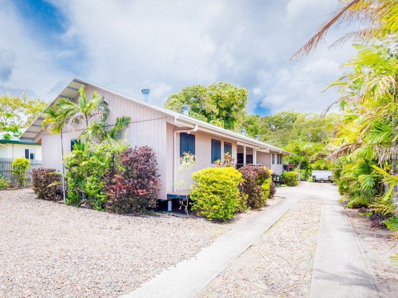 2/227 Slade Point Road, Slade Point QLD 4740