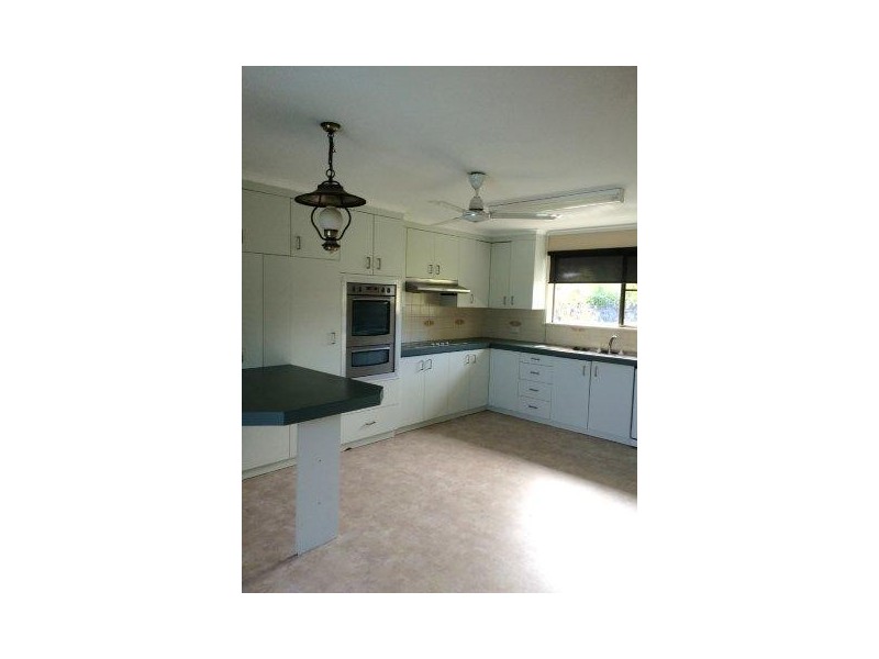 2 Northview Terrace, Mount Pleasant QLD 4740