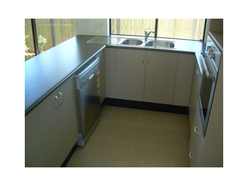 6/4 Byron Street, Mackay QLD 4740