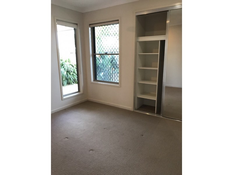 42 Sonoran Street, Rural View QLD 4740